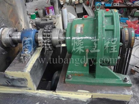 WLDH系列臥式螺帶混合機(jī)